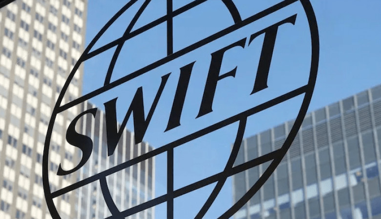 Платежный сервис SWIFT могут отключить в РФ.