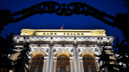 В ЦБ не намерены следить за всеми банковскими переводами физлиц.