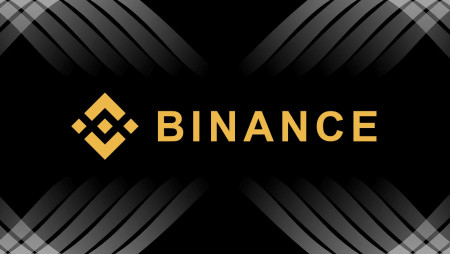 Binance возобновляет поддержку российских банковских карт.